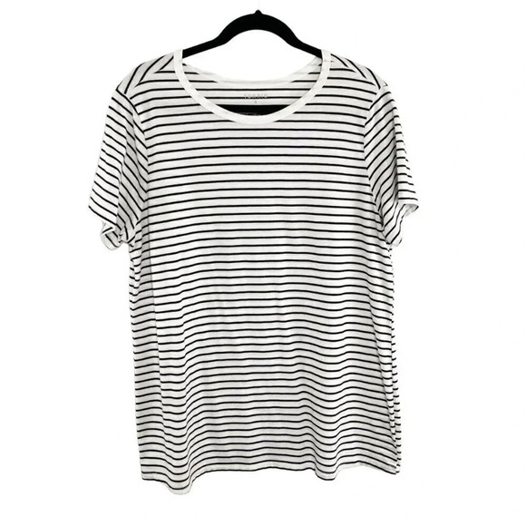 Torrid Black & White Striped Short Sleeve Tee Shirt Women's Plus Size 0X - Picture 1 of 6